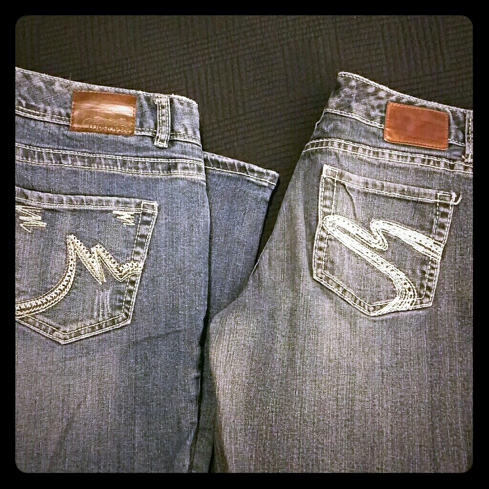 Maurices curvy jeans 9/10 short